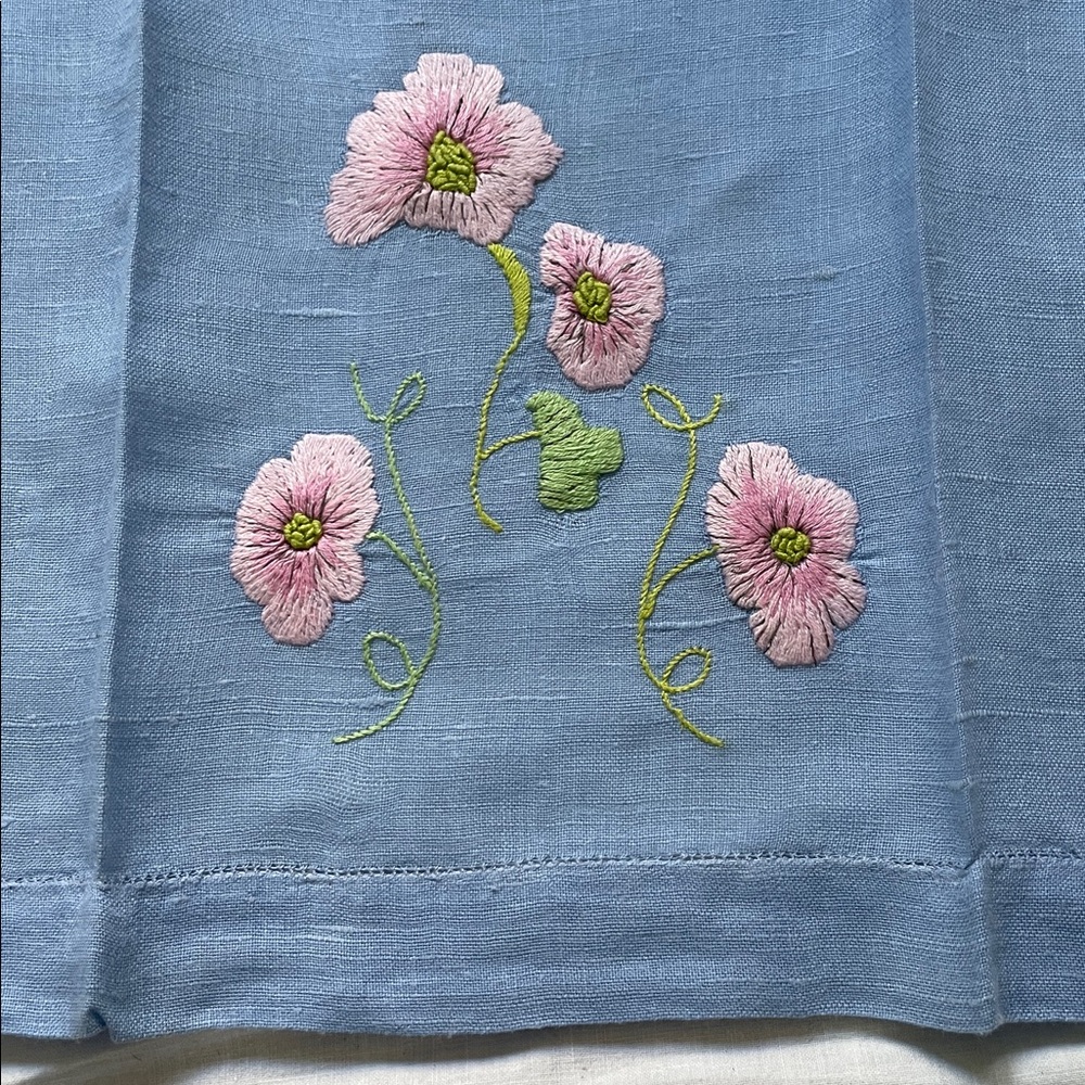 Vintage Linen Floral Guest Towels - Pair - Picture 3 of 5